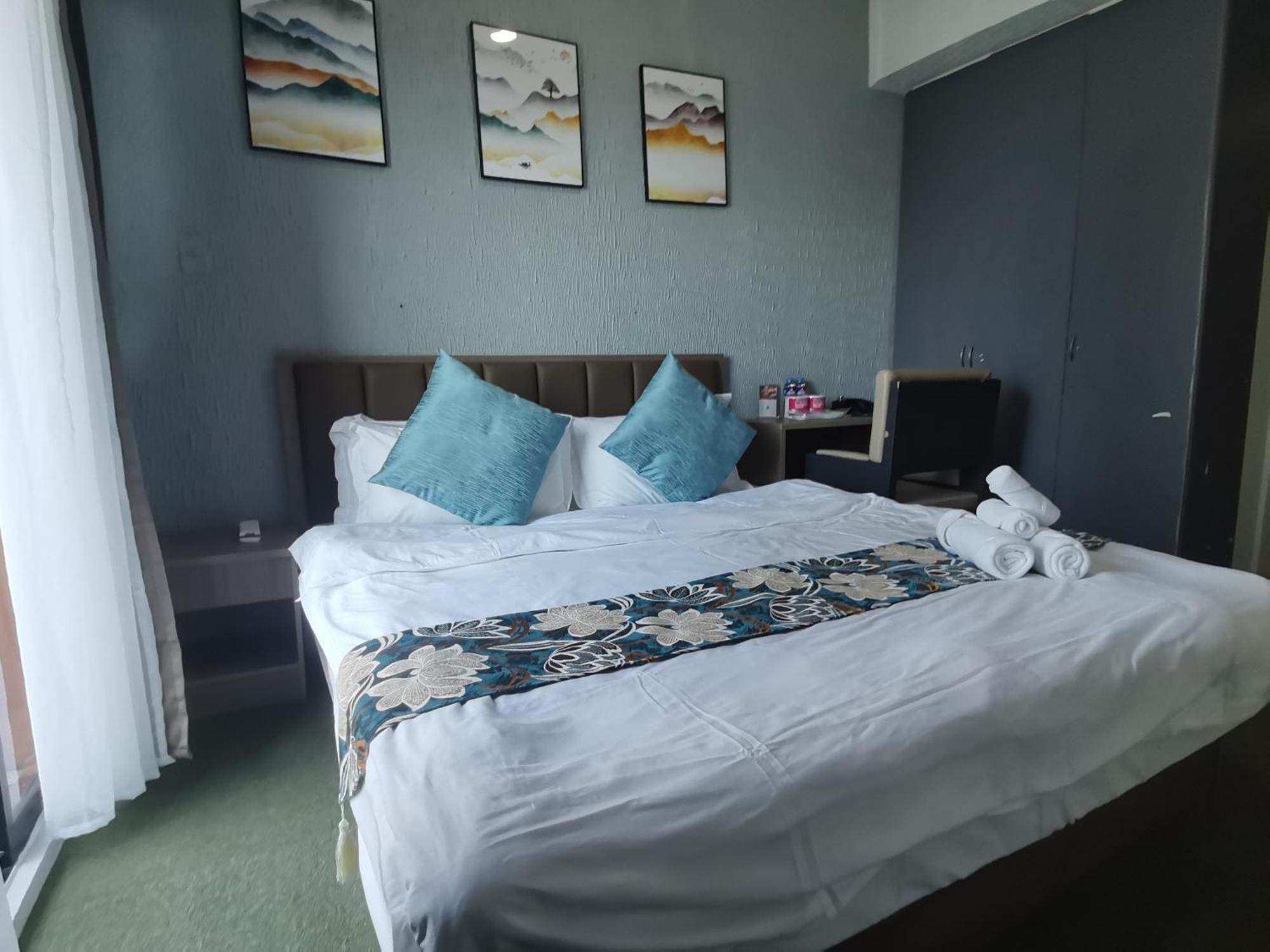 Aparthotel Warm Makati à Makati City Extérieur photo